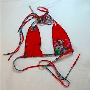 Montse slim red triangle top